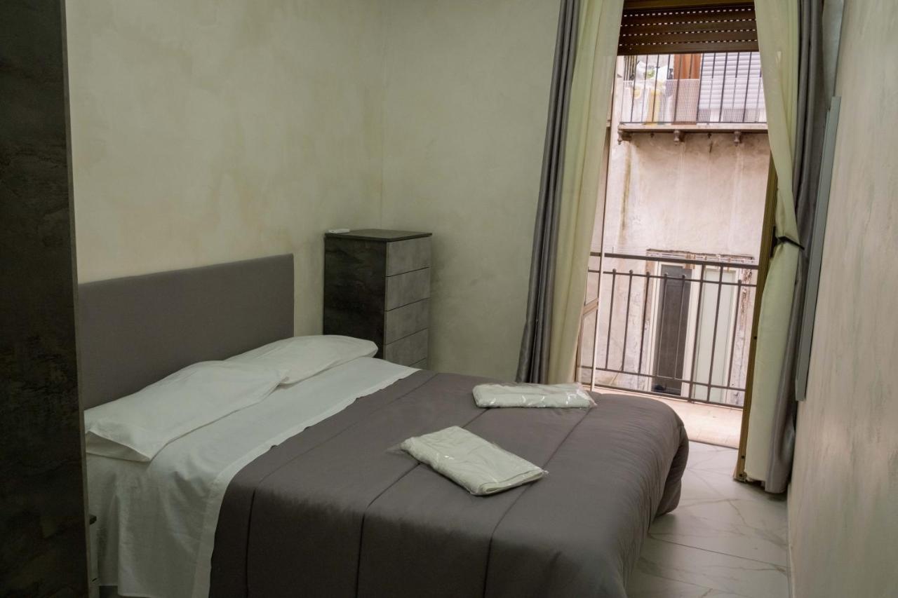 Casa Vacanza Russo Enzo Neapel Exterior foto